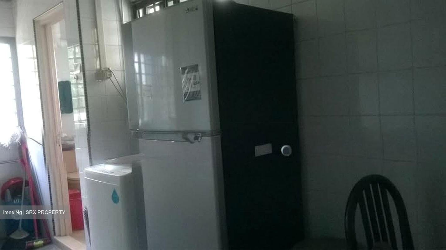 Blk 317 Jurong East Street 31 (Jurong East), HDB 5 Rooms #553158571